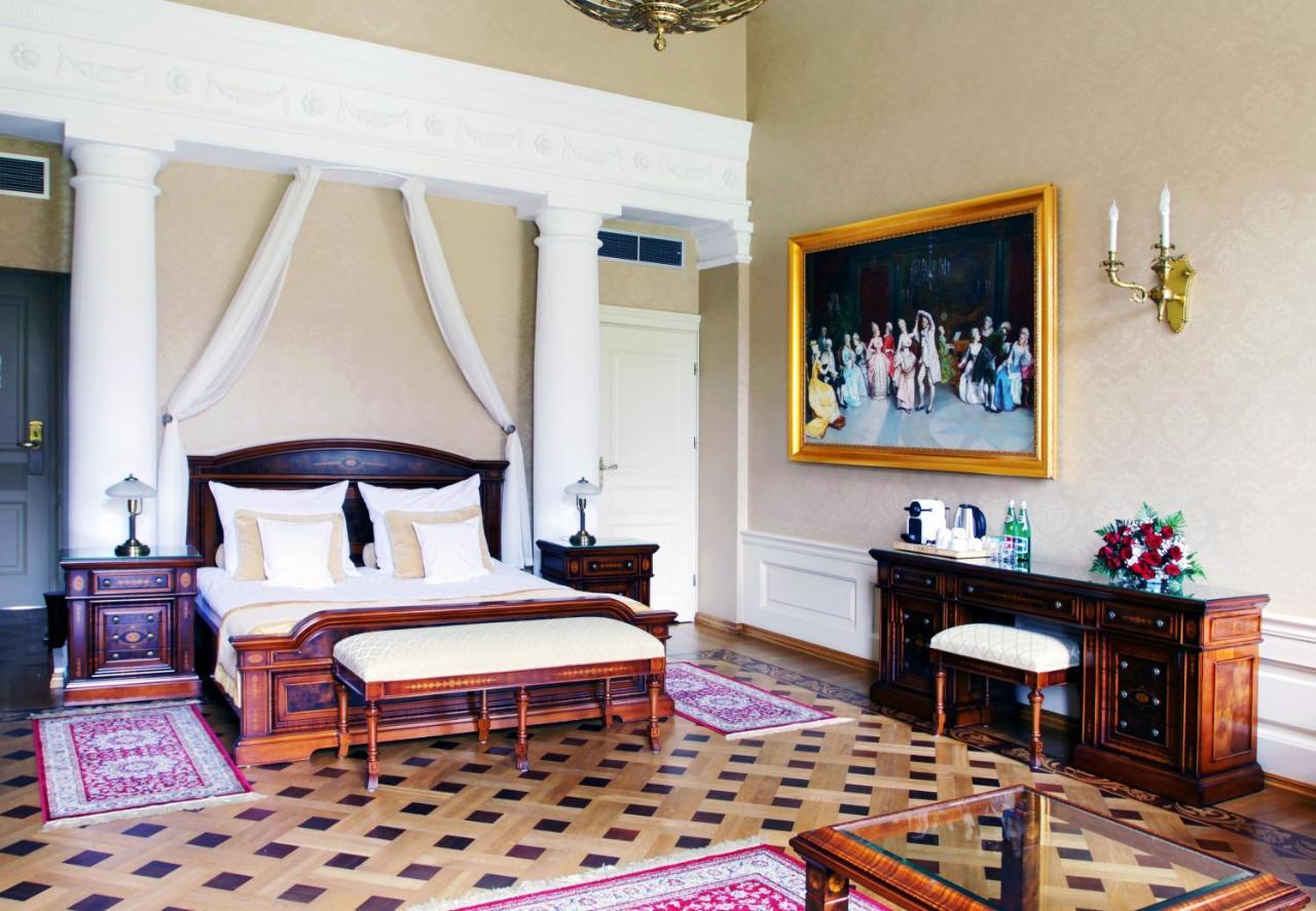 Palac Zelechow Spa & Wellness Экстерьер фото