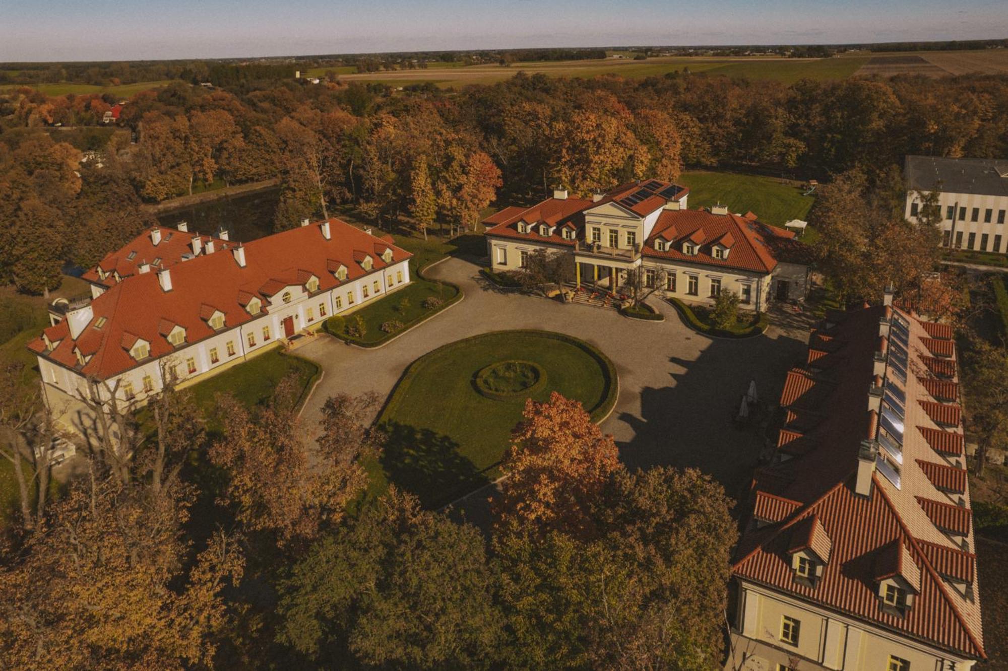 Palac Zelechow Spa & Wellness Экстерьер фото
