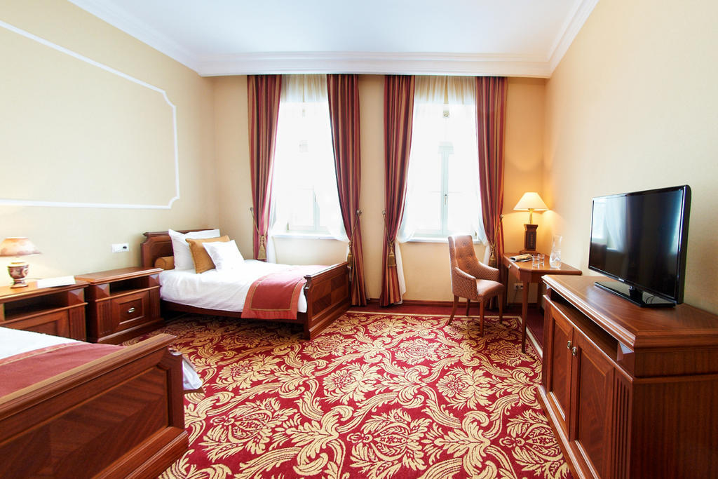 Palac Zelechow Spa & Wellness Экстерьер фото